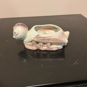 Vintage RRP Co. Grasshopper Cricket Planter No. 419 Roseville Ohio